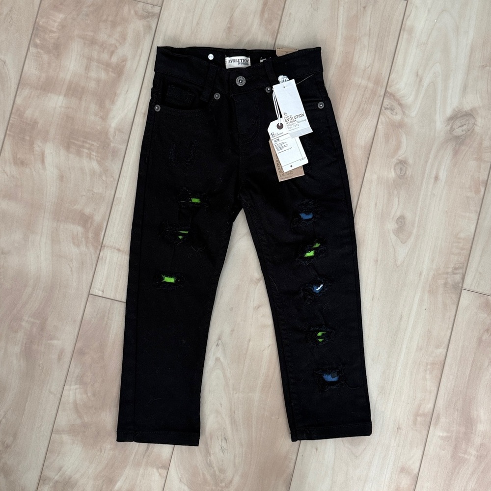 Evolution in Design Black Distressed Jeans NWT Size 3 Slim